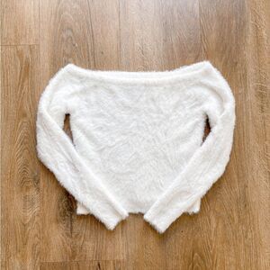 Women’s White Fuzzy Sweater H&M